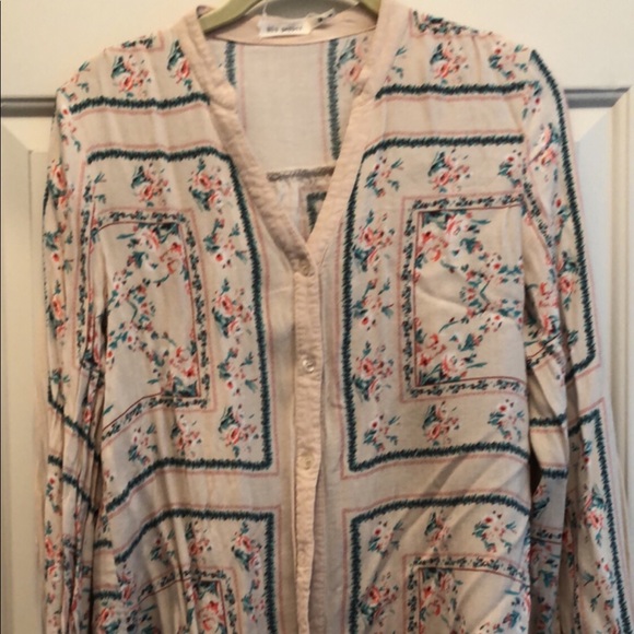 Top - Picture 1 of 2